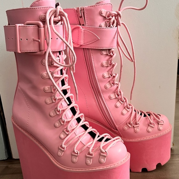 Bubble gum pink platforms - Picture 1 of 6